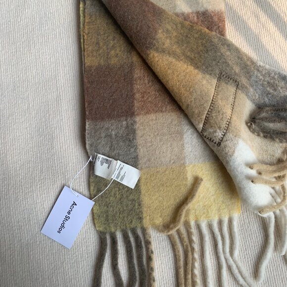 Acne Studios Check Scarf - Picture 4 of 5